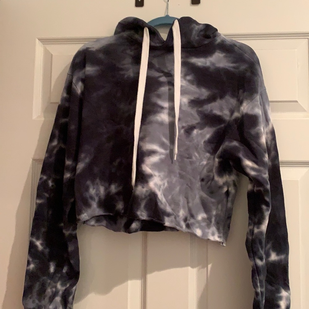 Tie dye cropped hoodie, excellent condition.